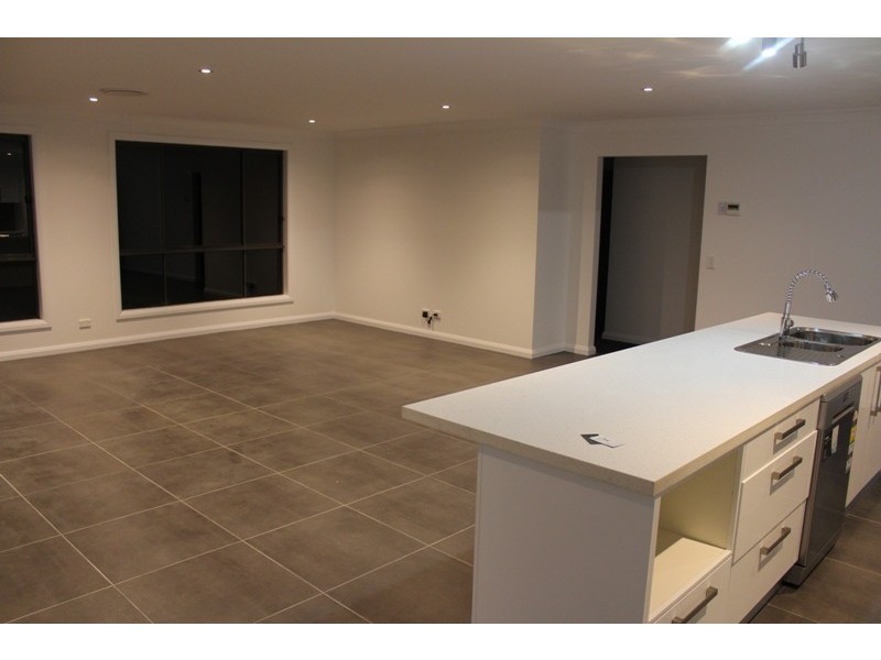 121 Evernden Road, Bathurst NSW 2795