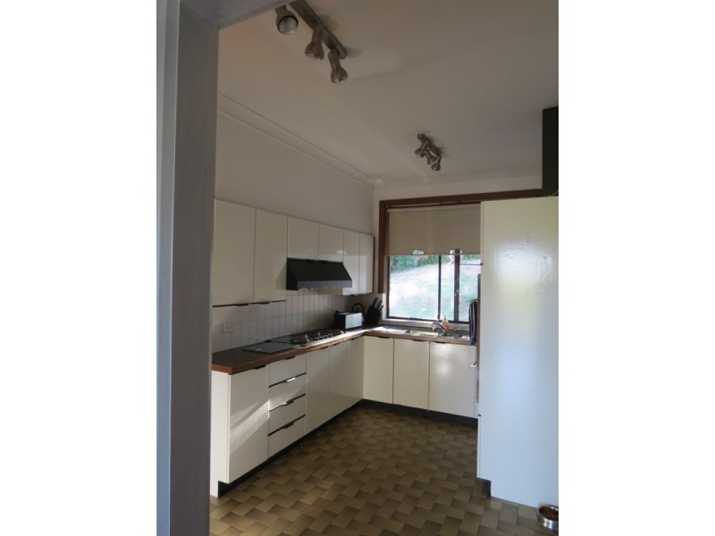 6 Delisle Place, Bathurst NSW 2795