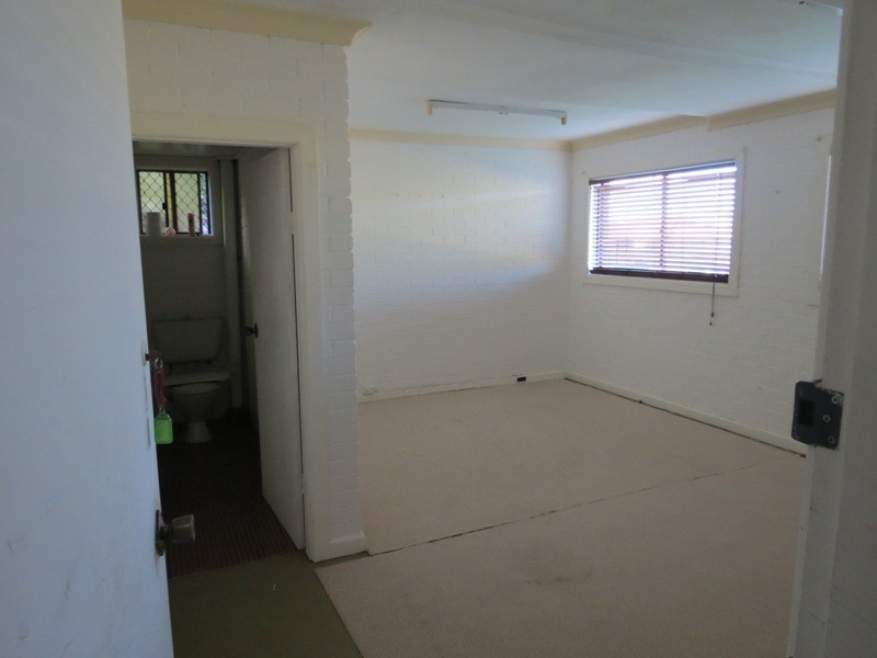 6 Delisle Place, Bathurst NSW 2795