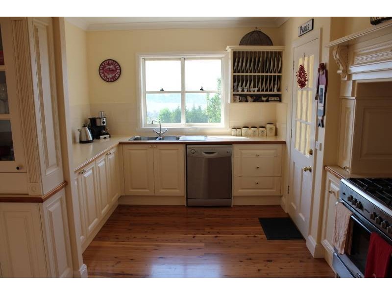 91 Hartwood Avenue, Bathurst NSW 2795