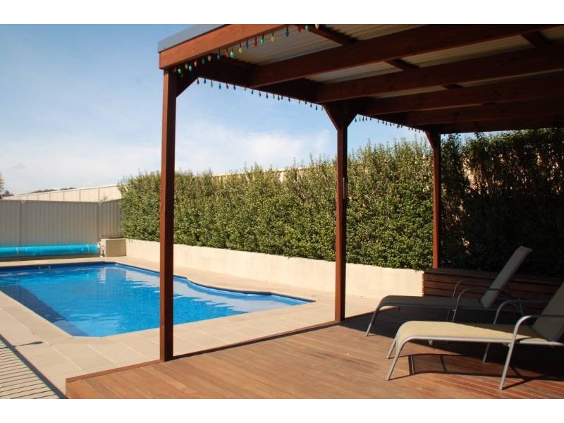 14 Carlyle Avenue, Bathurst NSW 2795