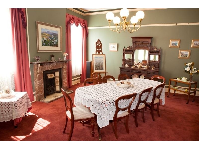 60 Mitre Street, Bathurst NSW 2795