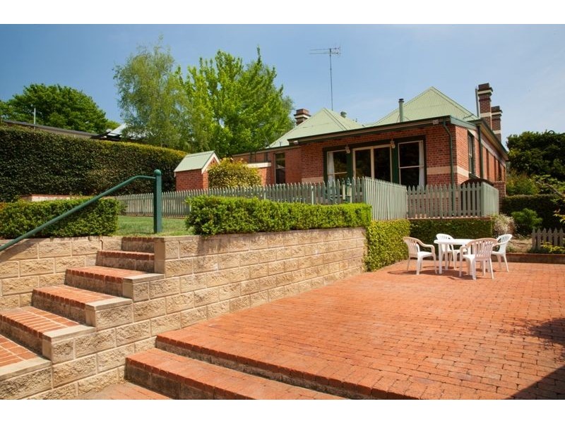 60 Mitre Street, Bathurst NSW 2795