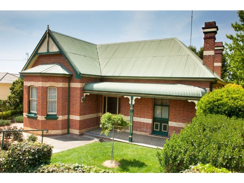 60 Mitre Street, Bathurst NSW 2795