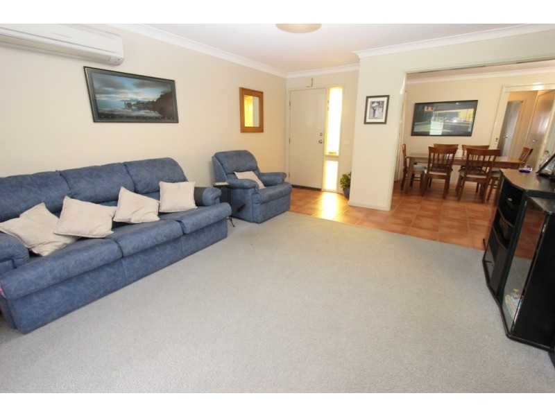 36 Pellion Place, Bathurst NSW 2795