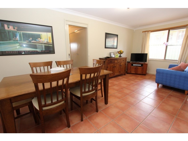 36 Pellion Place, Bathurst NSW 2795