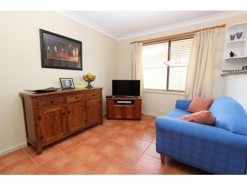 36 Pellion Place, Bathurst NSW 2795