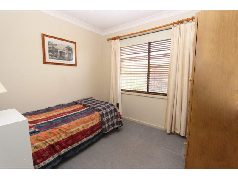 36 Pellion Place, Bathurst NSW 2795