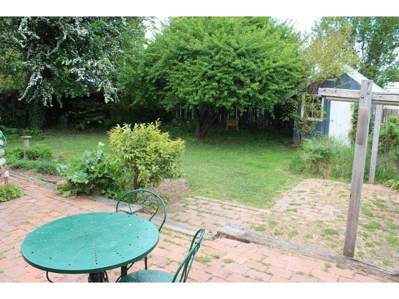 98 Bant Street, Bathurst NSW 2795