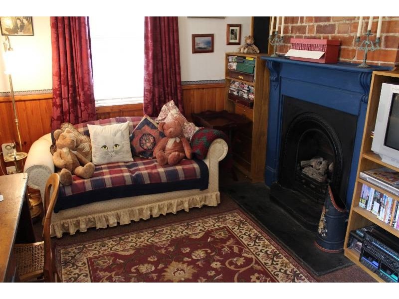 98 Bant Street, Bathurst NSW 2795
