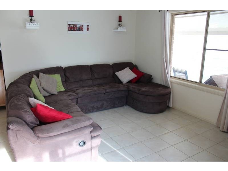 38 Sundown Drive, Bathurst NSW 2795