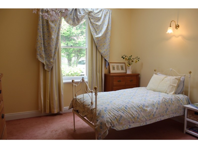 154 Peel Street, Bathurst NSW 2795