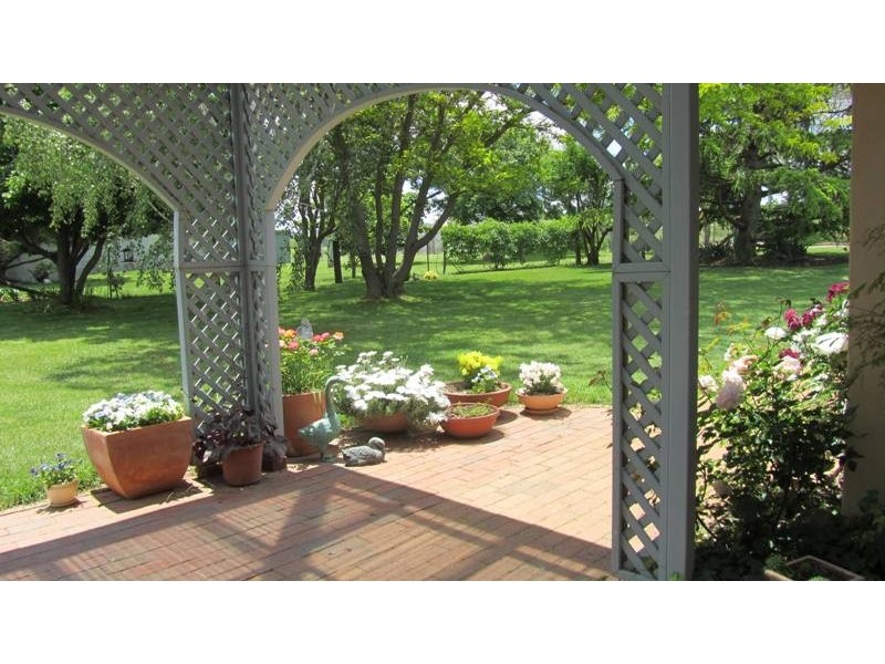 384 Eleven Mile Drive, Bathurst NSW 2795