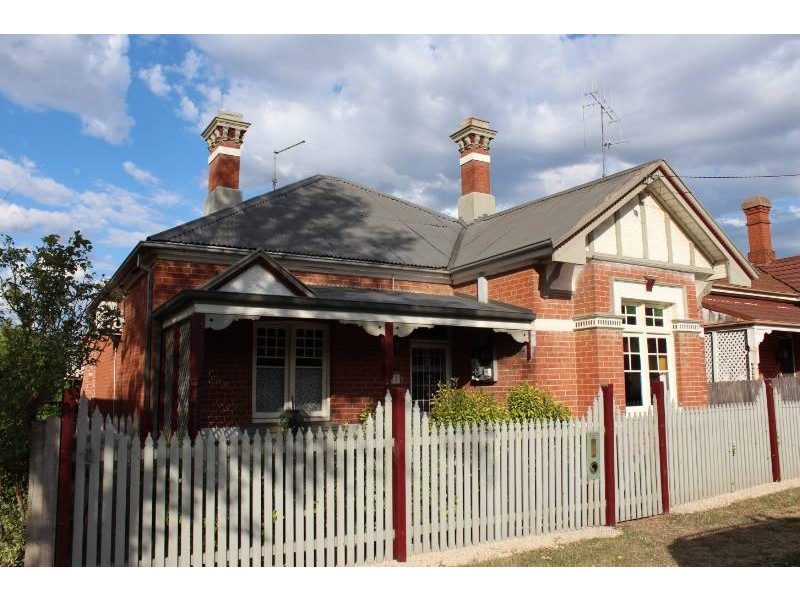 157 Durham Street, Bathurst NSW 2795