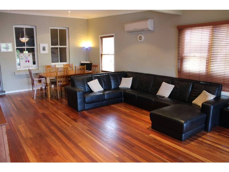 157 Durham Street, Bathurst NSW 2795