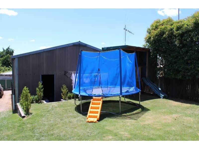 157 Durham Street, Bathurst NSW 2795