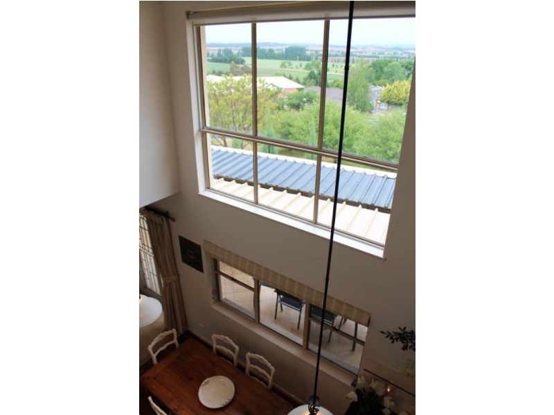 16 Cherrywood Crescent, Bathurst NSW 2795