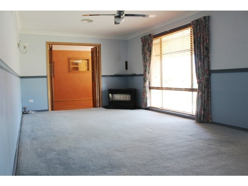 6 Merrick Close, Kelso NSW 2795