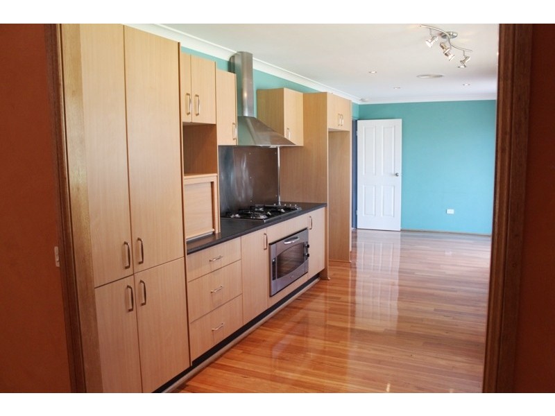 6 Merrick Close, Kelso NSW 2795