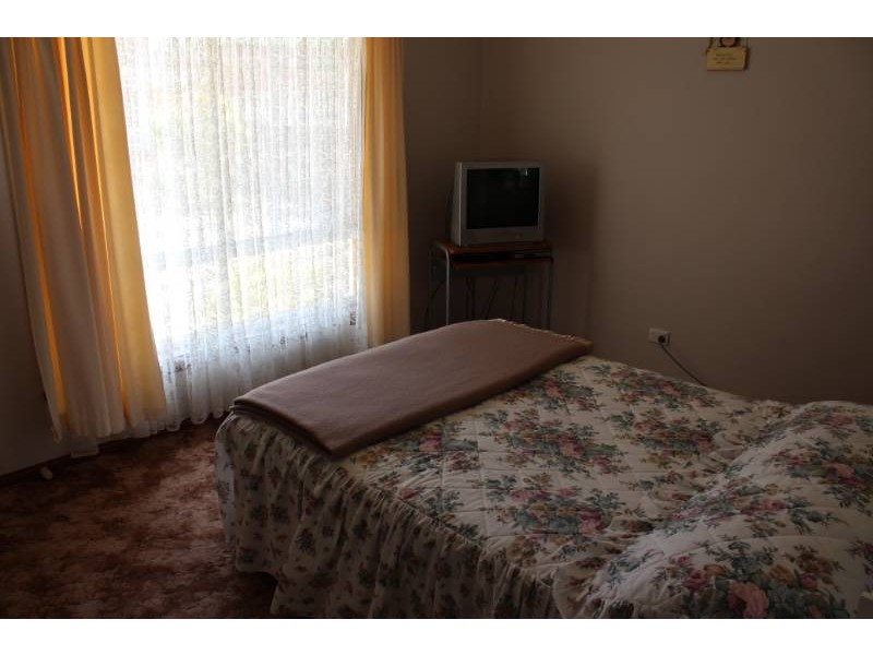 4/161 Seymour Street, Bathurst NSW 2795