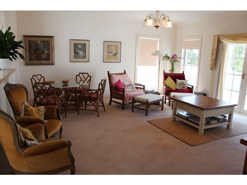 76 Osborne Avenue, Bathurst NSW 2795