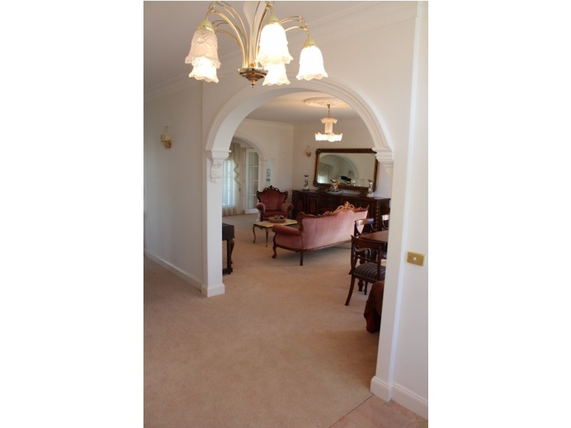 76 Osborne Avenue, Bathurst NSW 2795