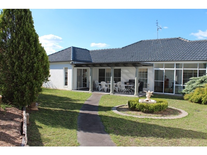 76 Osborne Avenue, Bathurst NSW 2795