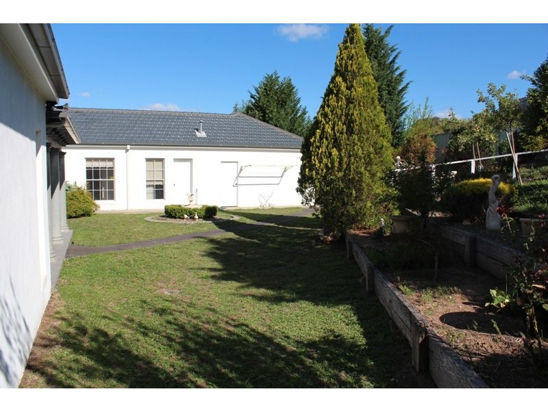 76 Osborne Avenue, Bathurst NSW 2795