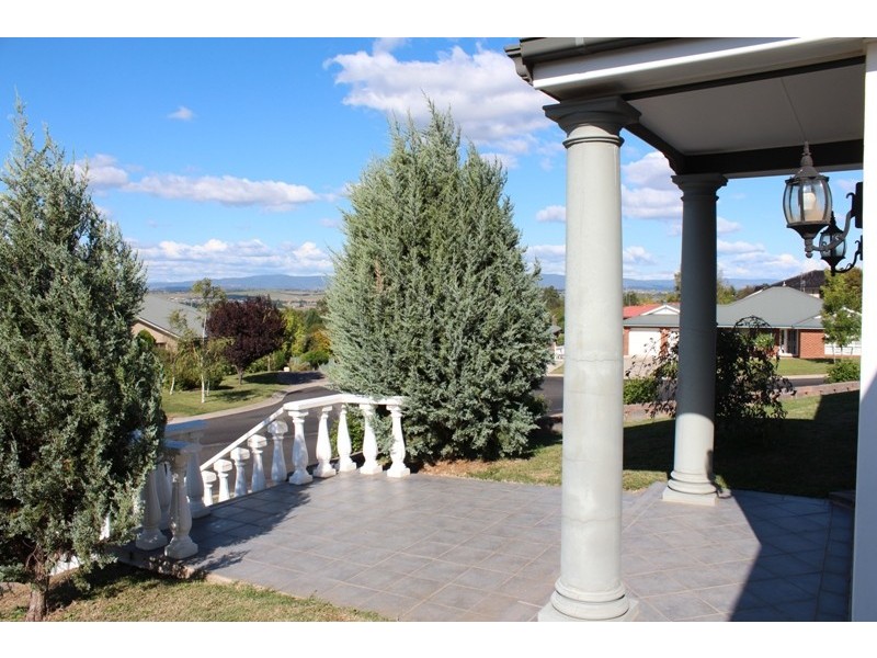 76 Osborne Avenue, Bathurst NSW 2795