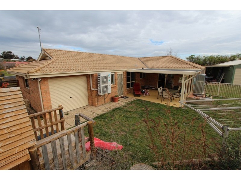 8 Keefe Close, Windradyne NSW 2795