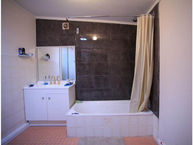 83 Morrisset Street, Bathurst NSW 2795