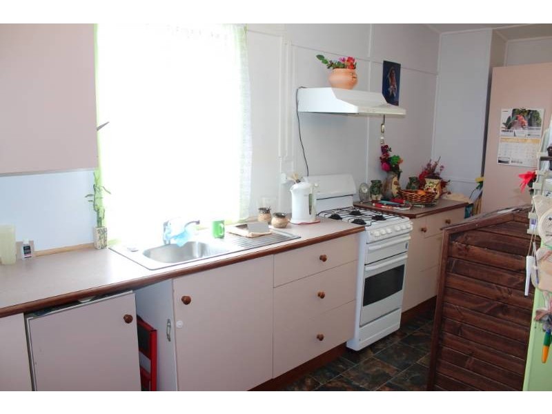 15 Alamein Walk, Bathurst NSW 2795