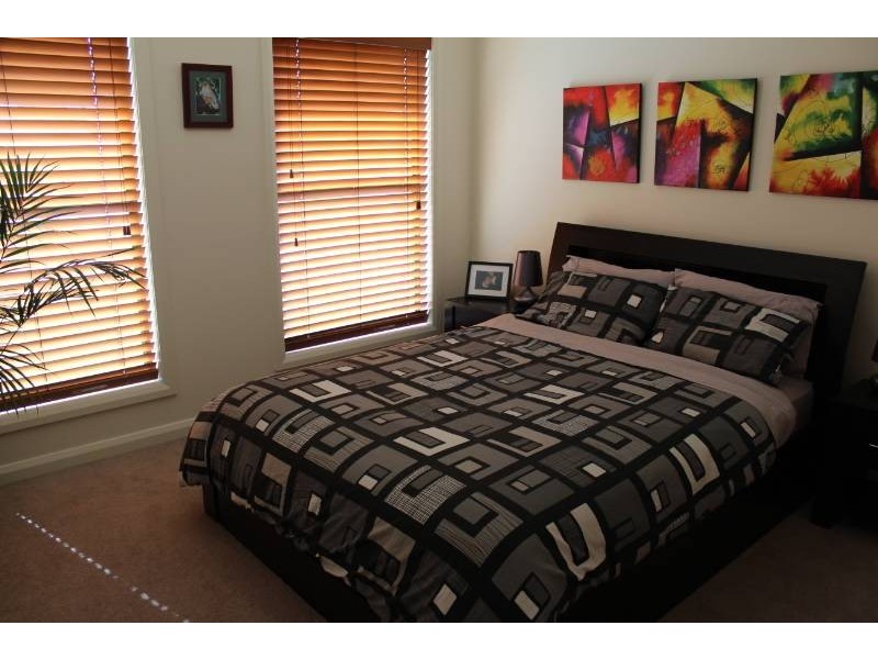 32 Darwin Drive, Bathurst NSW 2795