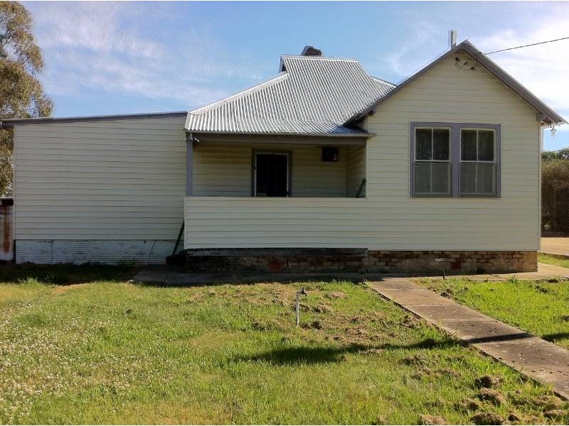 21 Crouch Street, Bathurst NSW 2795
