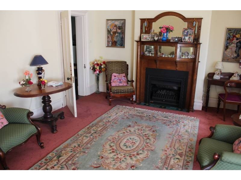 247 Bentinck Street, Bathurst NSW 2795