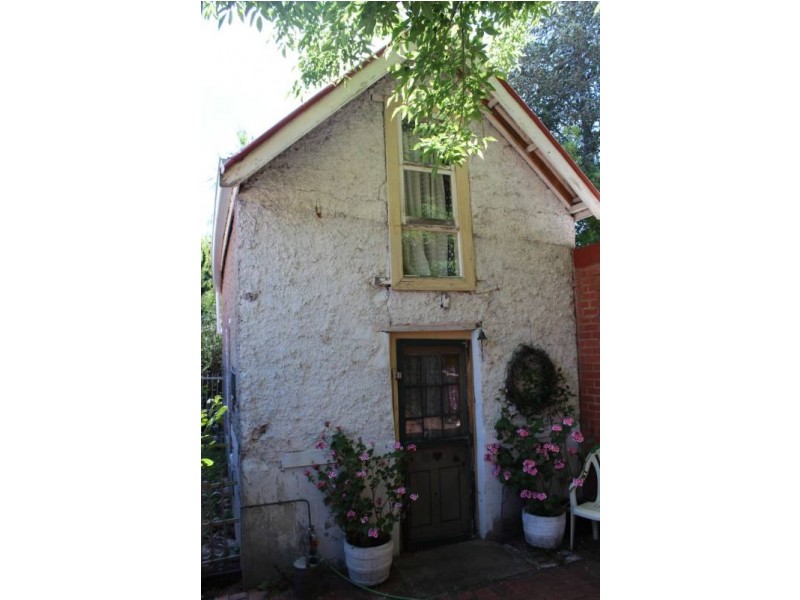247 Bentinck Street, Bathurst NSW 2795