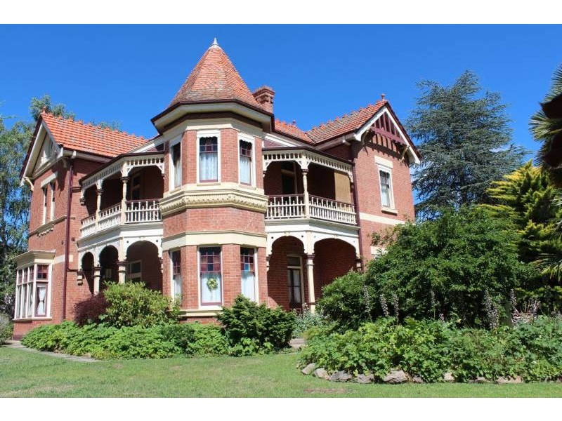 247 Bentinck Street, Bathurst NSW 2795