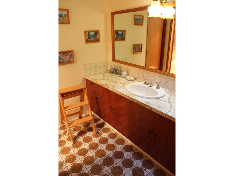 34 College Road, Bathurst NSW 2795