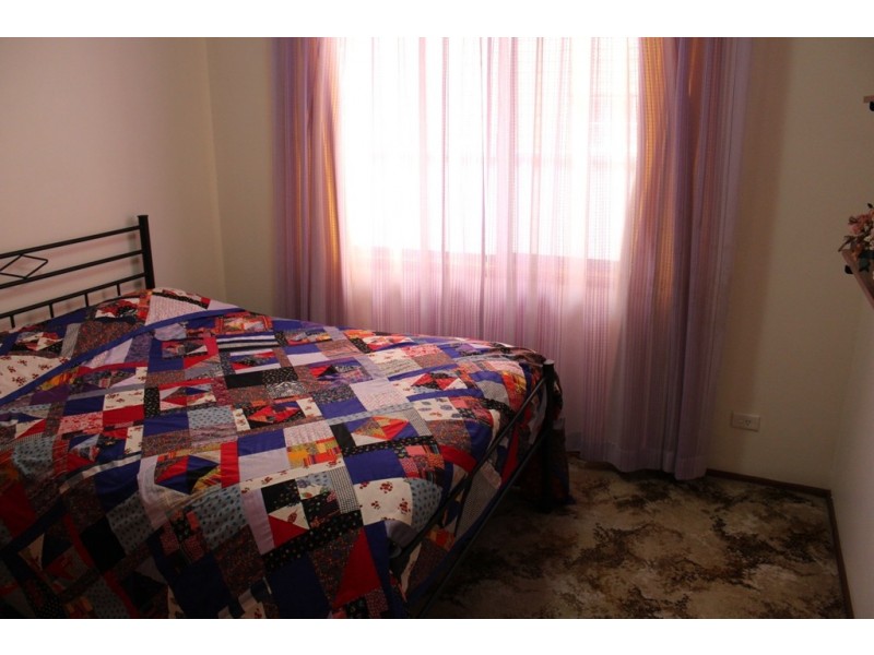 34 College Road, Bathurst NSW 2795