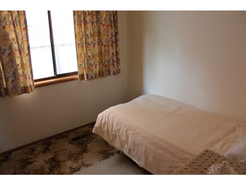 34 College Road, Bathurst NSW 2795