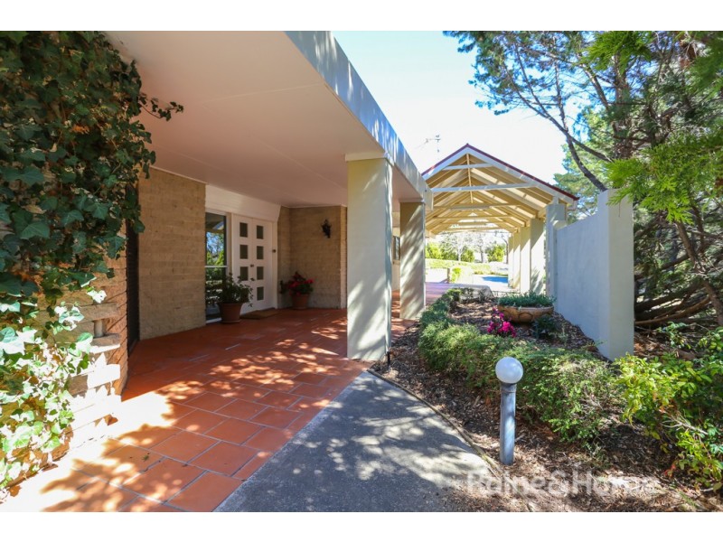 3 Monteve Crescent, Robin Hill NSW 2795