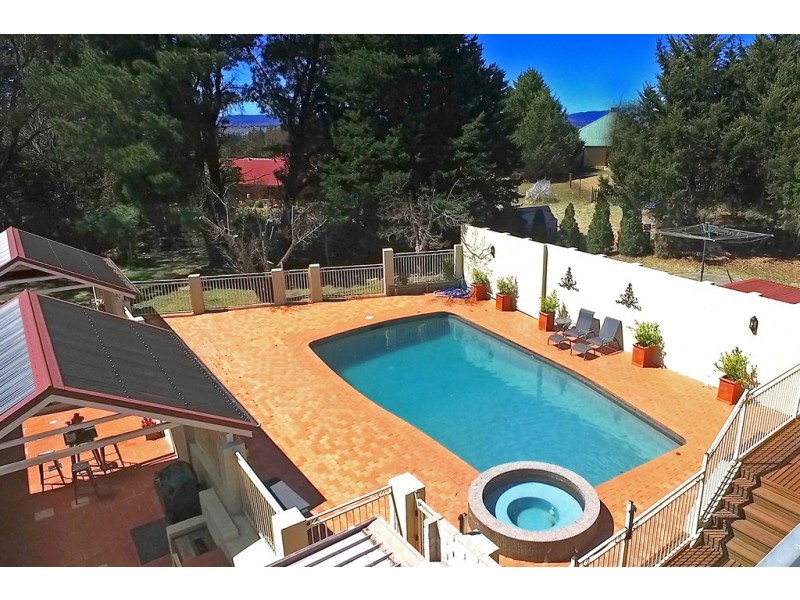 3 Monteve Crescent, Robin Hill NSW 2795