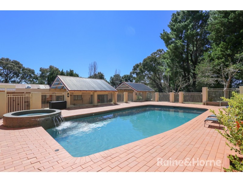3 Monteve Crescent, Robin Hill NSW 2795