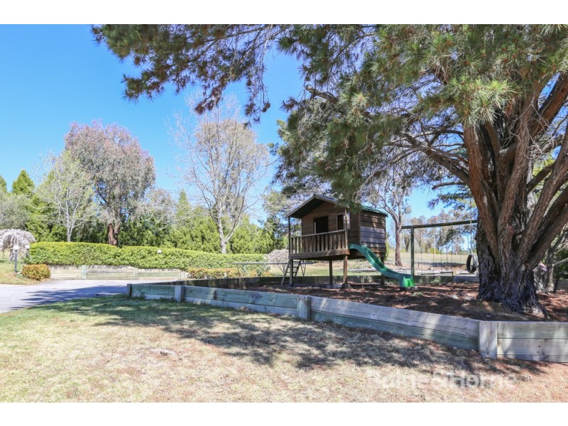 3 Monteve Crescent, Robin Hill NSW 2795