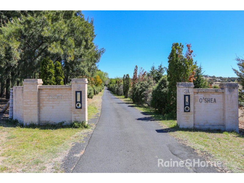 3 Monteve Crescent, Robin Hill NSW 2795