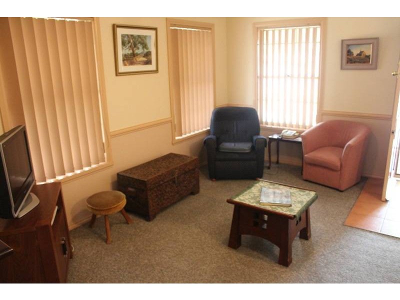 1/182 Bentinck Street, Bathurst NSW 2795