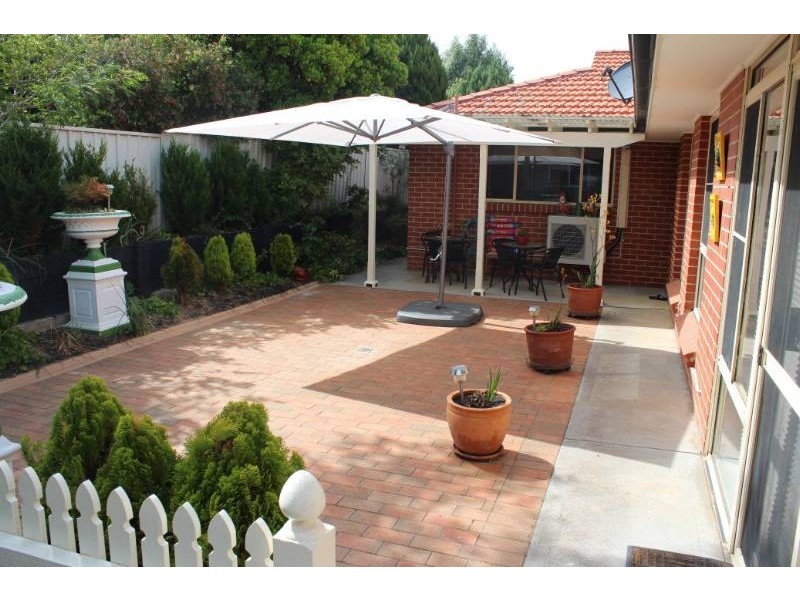 17 Jagoe Drive, Bathurst NSW 2795