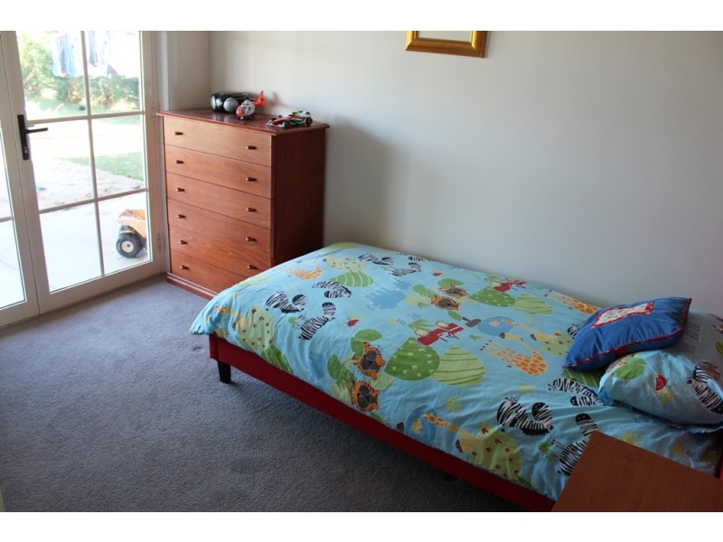 99 Blue Ridge Drive, Bathurst NSW 2795