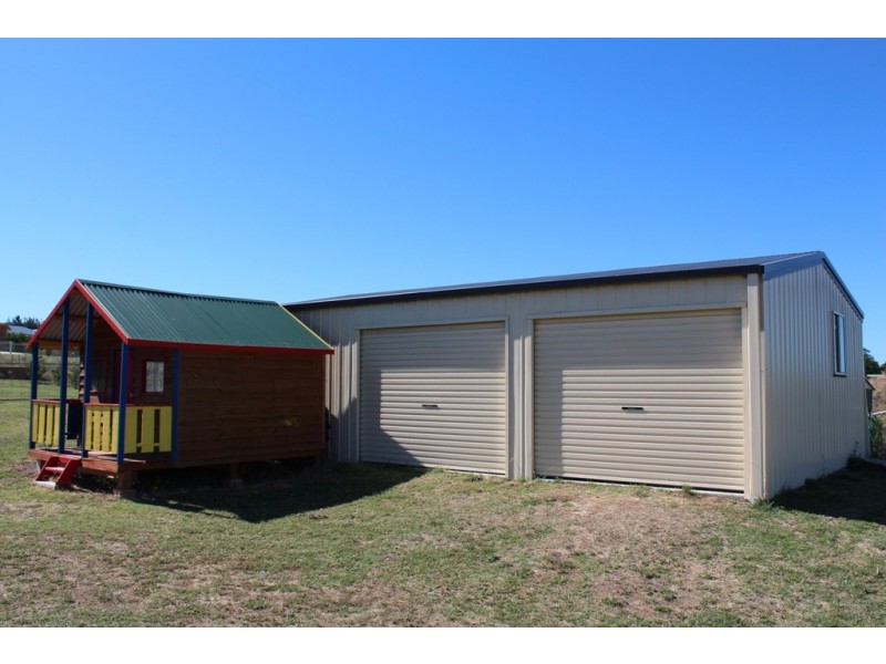 99 Blue Ridge Drive, Bathurst NSW 2795