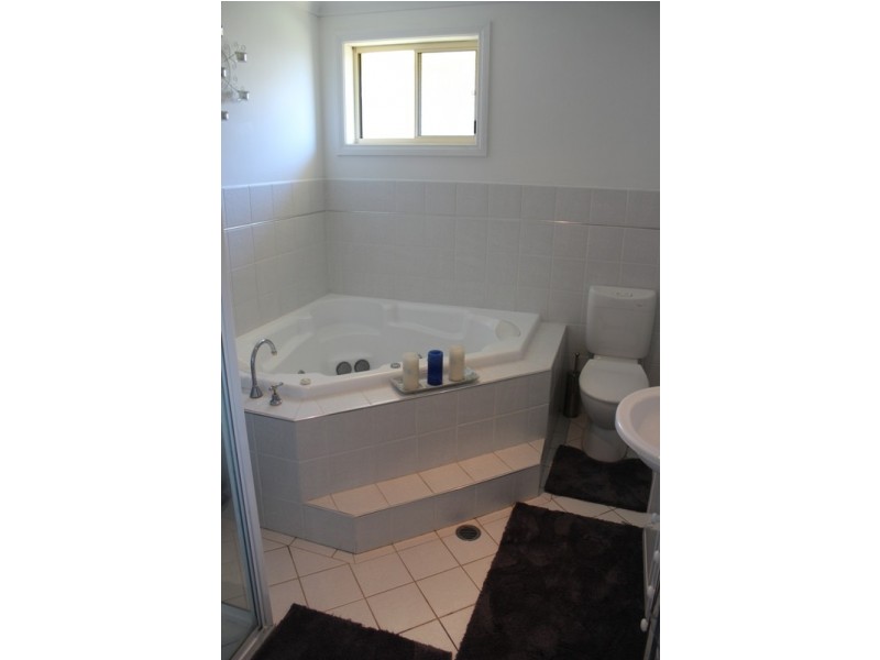 63 Green Street, Bathurst NSW 2795